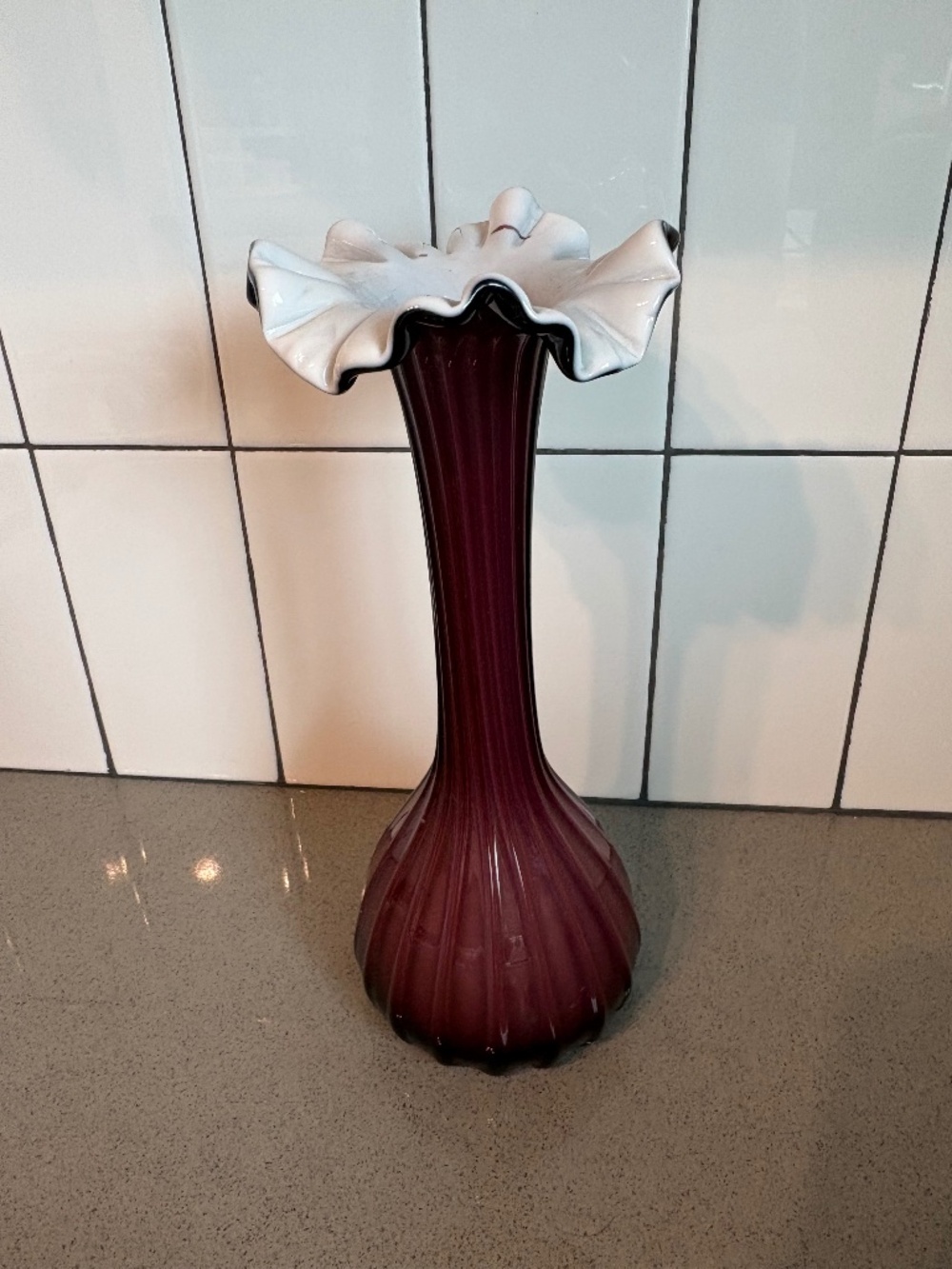 Ruffled rim art glass ribbed vase - purple and white